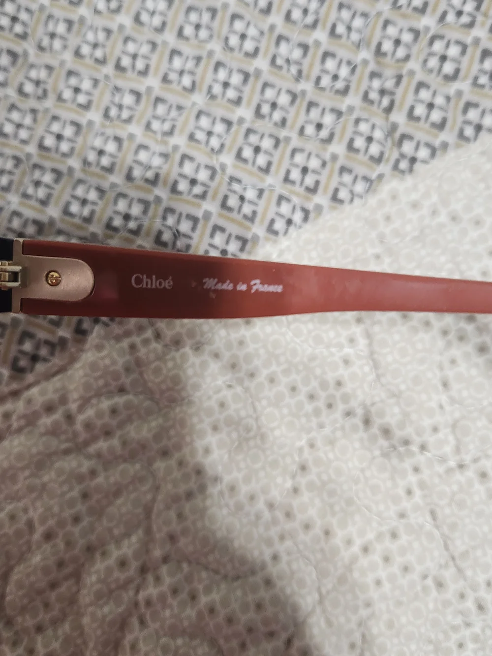 Women's Rectangular Reading Glasses in Burgundy